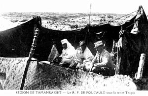 Tamanrasset - R.P. De Foucauld sous la Tente Targui